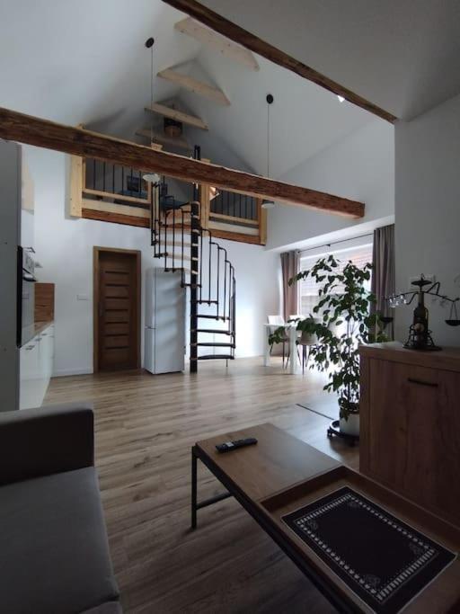 Apartman Loft Parnica Exterior photo