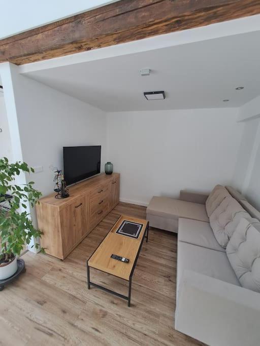 Apartman Loft Parnica Exterior photo
